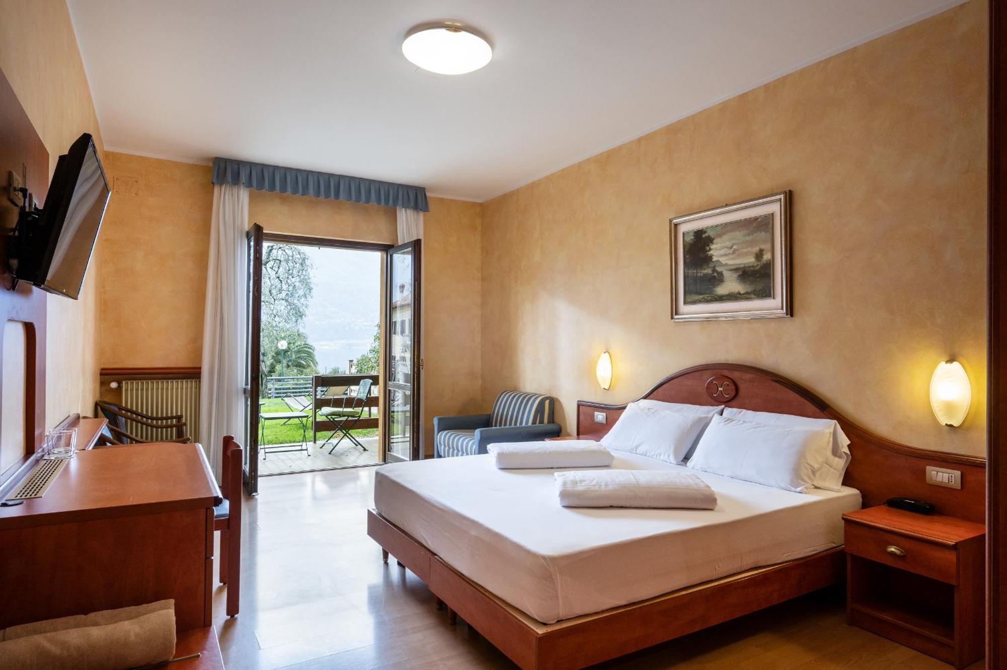 Hotel Caravel Limone sul Garda Zewnętrze zdjęcie