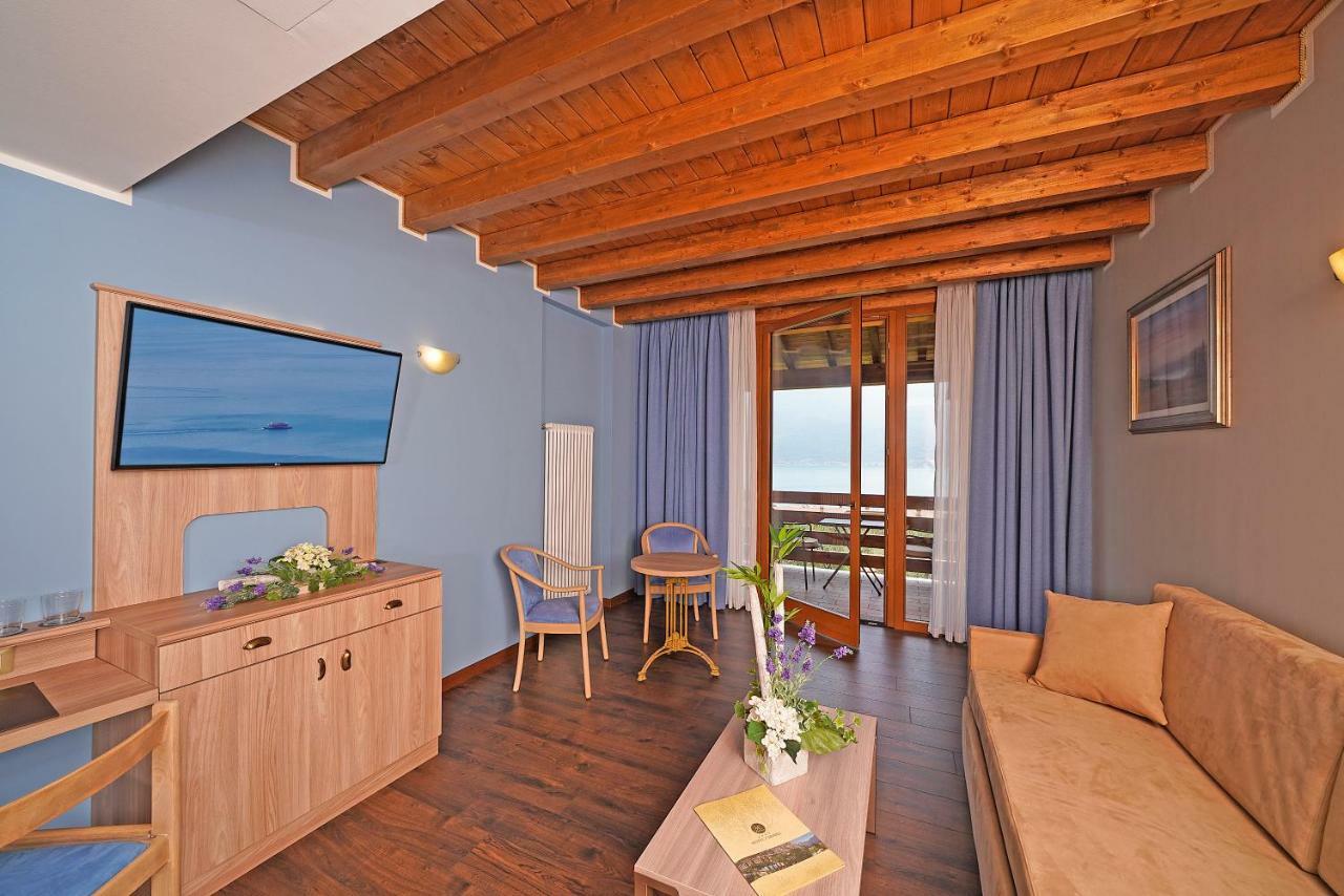 Hotel Caravel Limone sul Garda Zewnętrze zdjęcie
